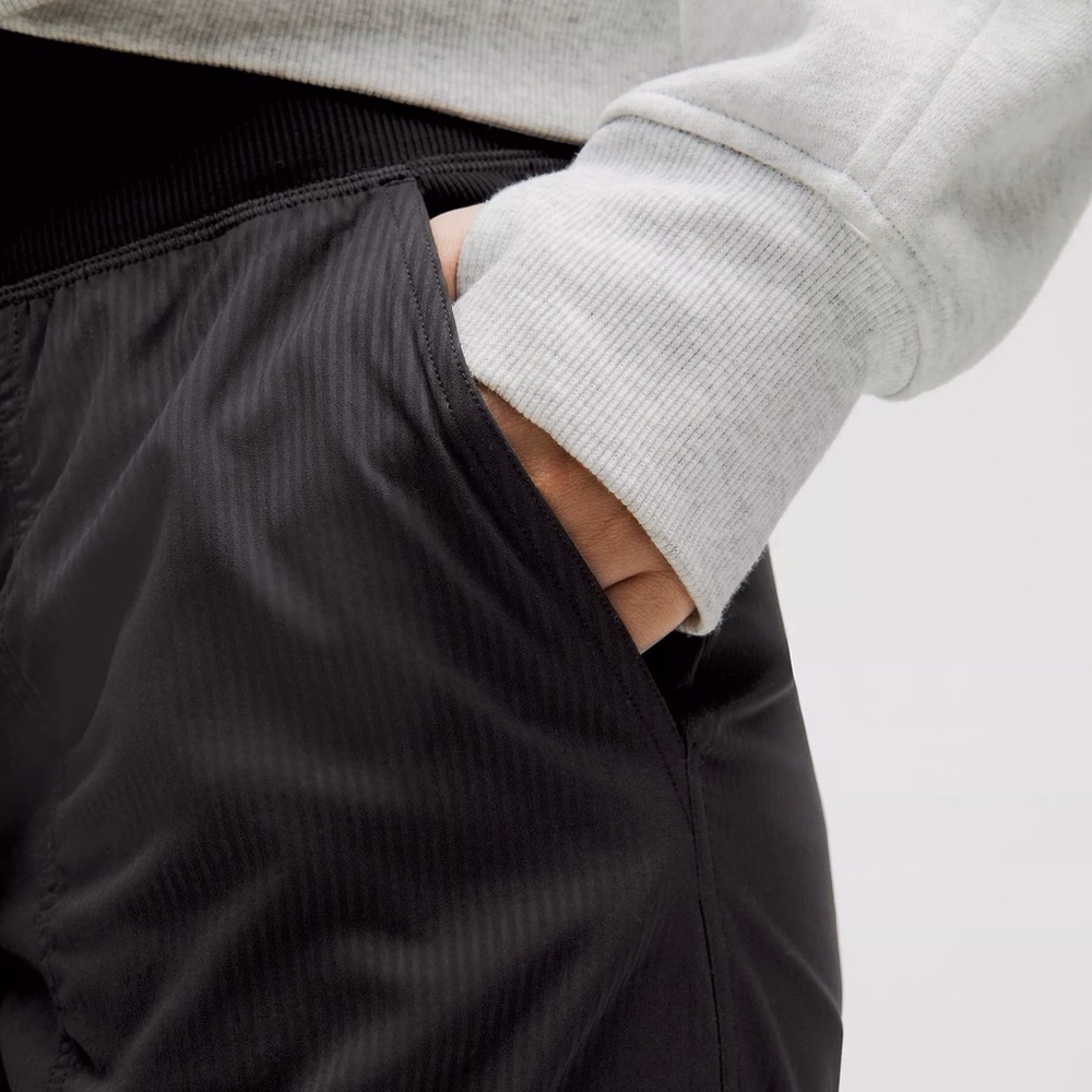 Lululemon Dance Studio Midrise Jogger Black Size 6 - Picture 9 of 9